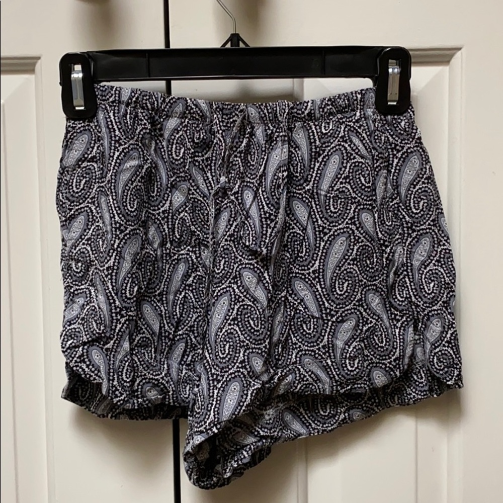 Light weight flowy shorts